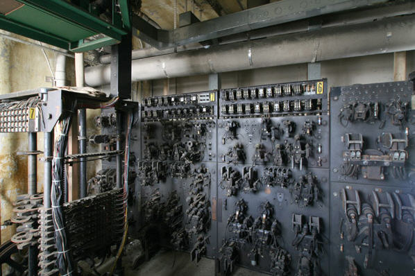  Electric Elevators - Selectors 